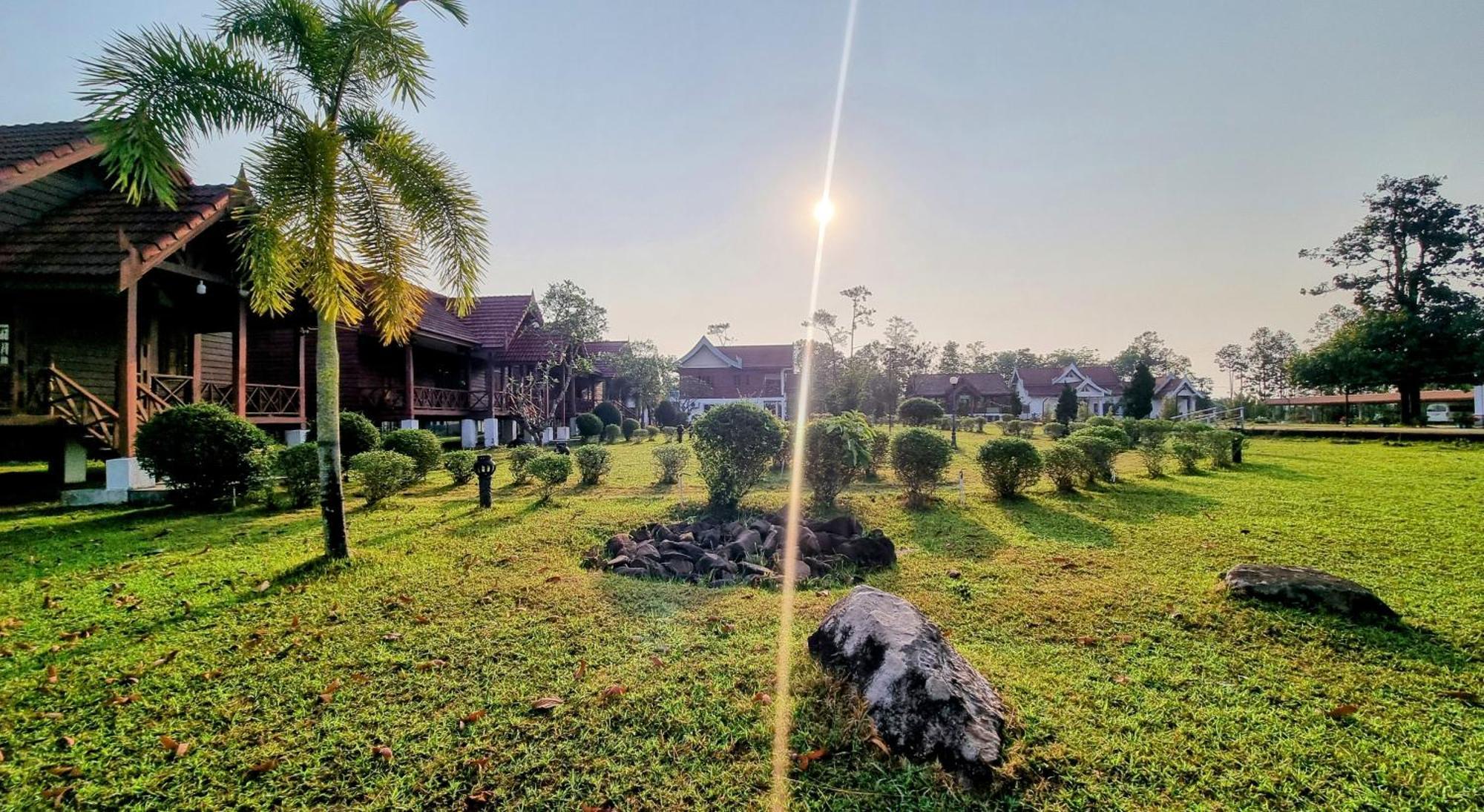 Nakai Resort Ban Nakay Nua Exteriör bild